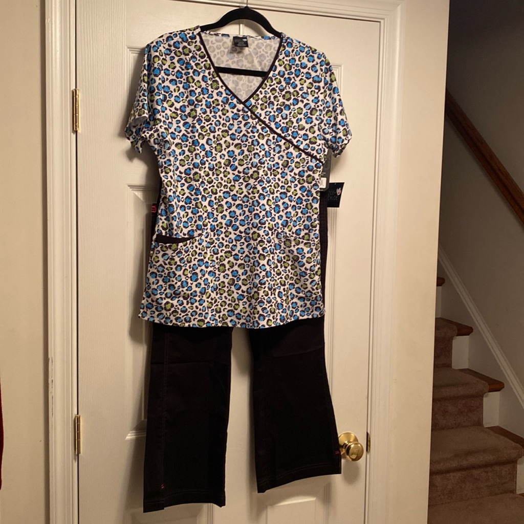 Brand New Scrub Set